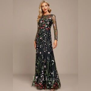 Sheath/Column Boat Neck Illusion Floor-Length Lace Evening Dress